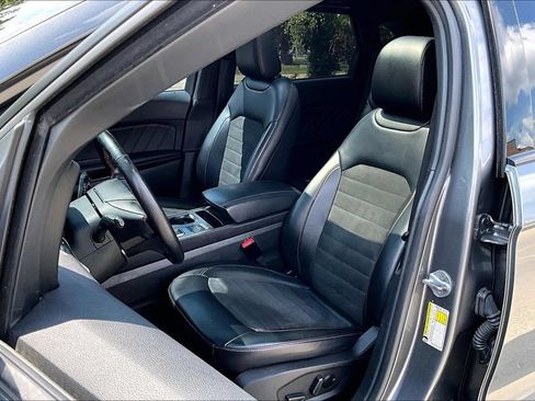 Used 2023 Ford Edge ST-Line AWD/4WD image 24