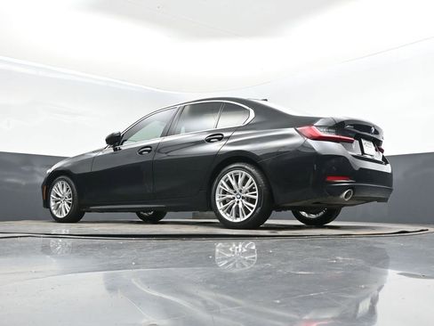 Used 2023 BMW 330i xDrive Sedan w/ Driving Assistance Package image 39