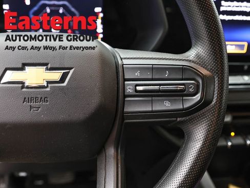 Used 2023 Chevrolet Colorado W/T RWD image 15