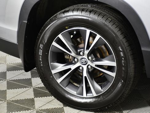 Used 2016 Toyota Highlander XLE image 55