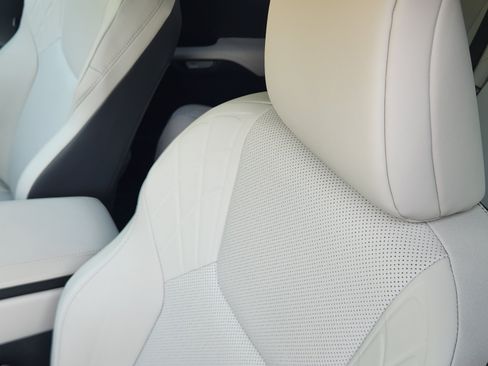 Used 2024 Lexus RX 350 Premium w/ Cold Area Package FWD image 7