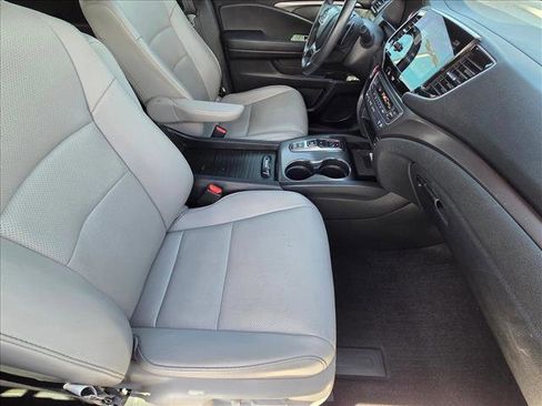 Used 2023 Honda Passport EX-L image 19