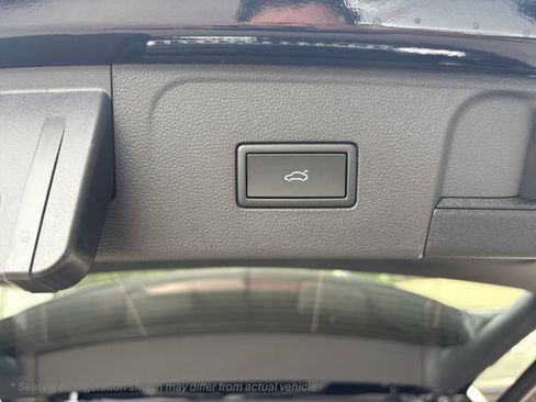 New 2026 Volkswagen Atlas SE image 29