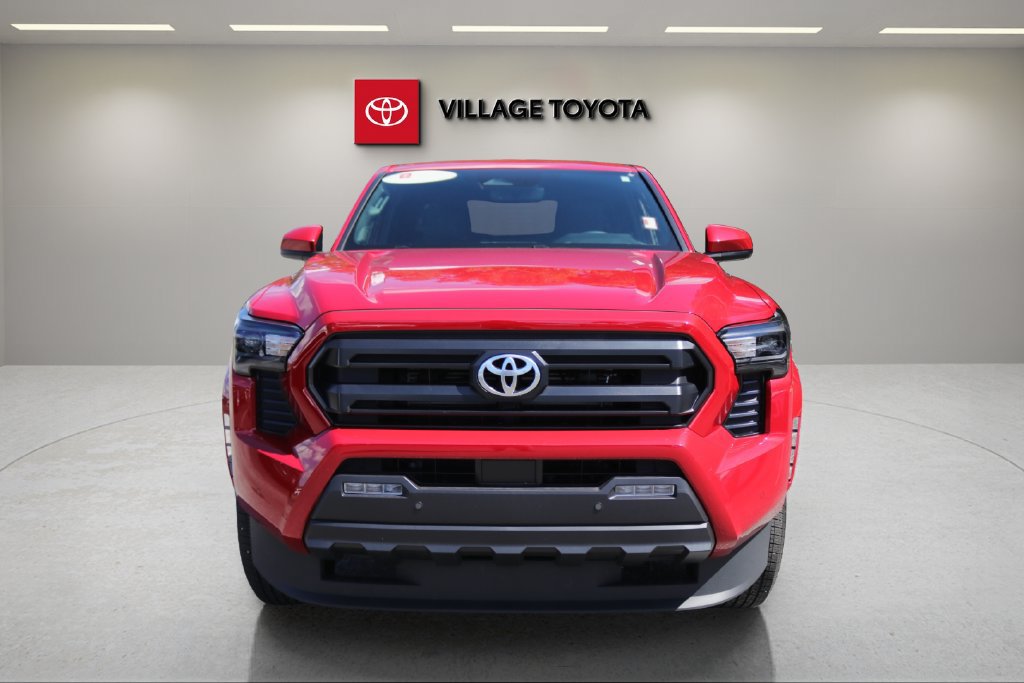 Certified 2025 Toyota Tacoma SR5 AWD/4WD image 8