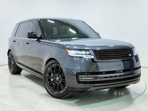 Used 2025 Land Rover Range Rover Long Wheelbase SE AWD/4WD image 5