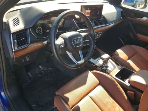 Used 2022 Audi Q5 e Premium w/ Convenience Package image 18