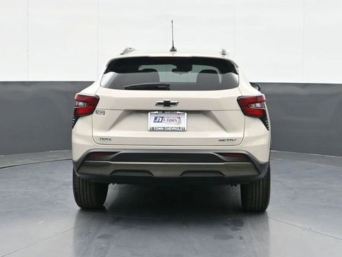 New 2026 Chevrolet Trax ACTIV w/ Driver Confidence Package image 11