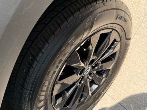 Used 2025 MAZDA CX-50 AWD 2.5 S w/ Premium Package image 11