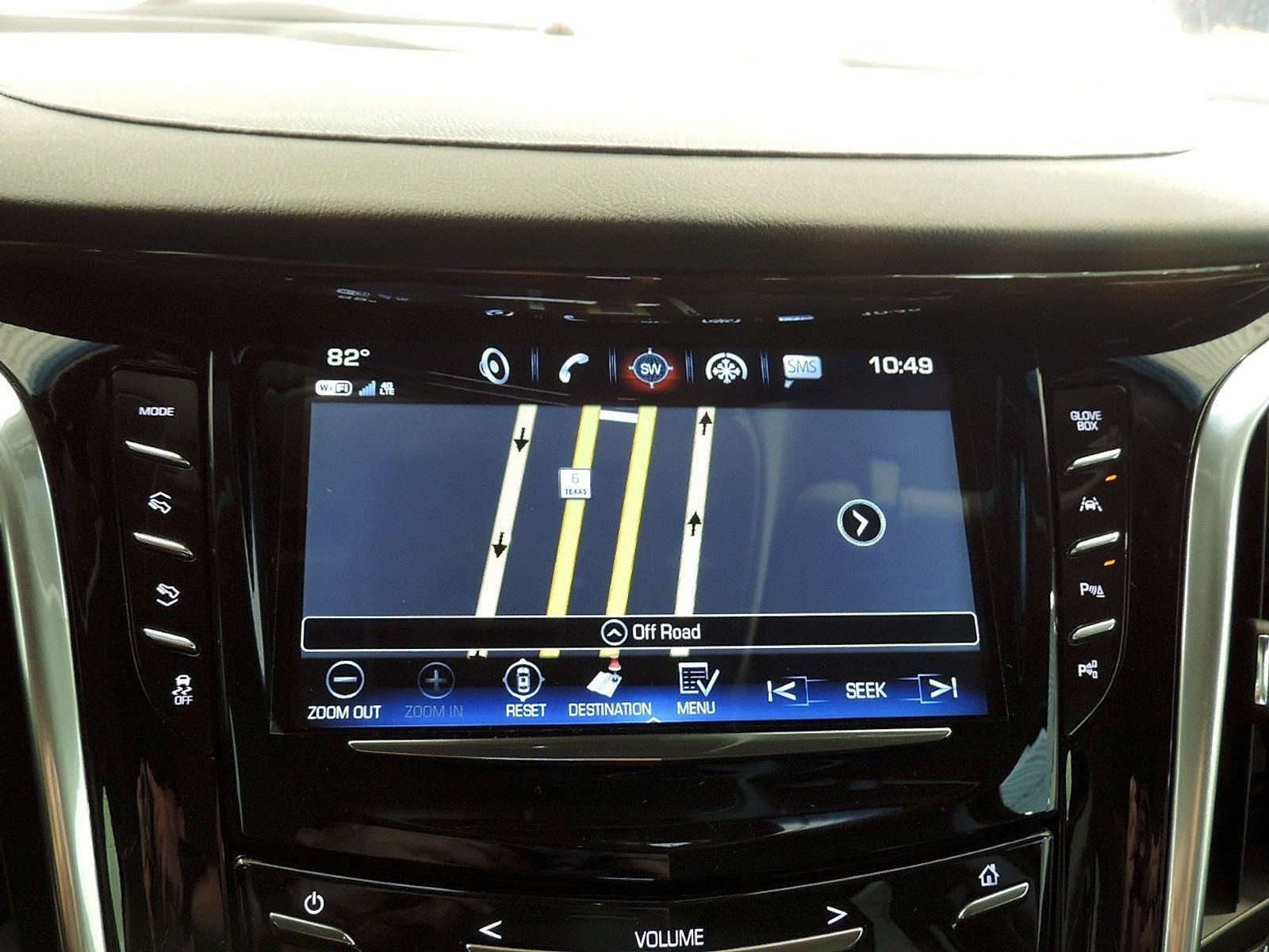 Used 2020 Cadillac Escalade Premium Luxury AWD/4WD image 22