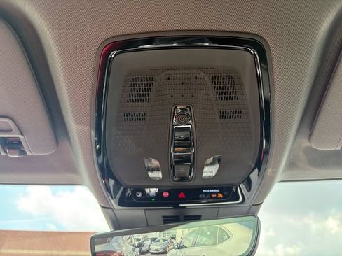 Certified 2026 Cadillac Optiq Sport 2 w/ LPO, Floor Liner Package AWD/4WD image 17