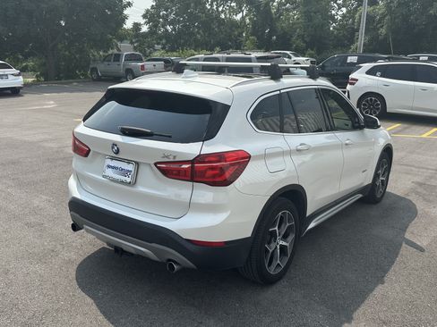 Used 2017 BMW X1 xDrive28i AWD/4WD image 10