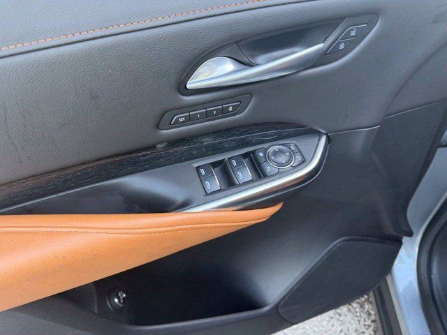 Certified 2025 Cadillac XT4 Sport FWD image 19