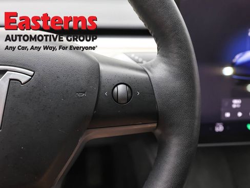 Used 2023 Tesla Model 3 Standard Range RWD image 15
