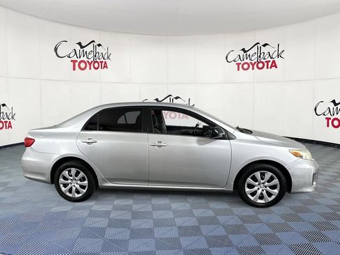 Used 2013 Toyota Corolla LE FWD image 9