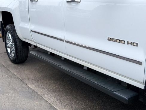 Used 2015 Chevrolet Silverado 2500 LT w/ LT Convenience Package AWD/4WD image 15