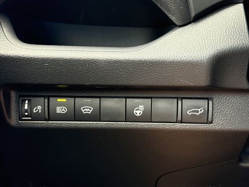 Used 2024 Toyota RAV4 XLE image 19