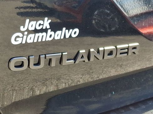 New 2026 Mitsubishi Outlander LE AWD/4WD image 22