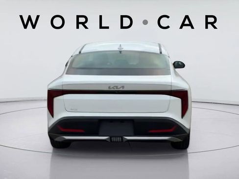 Certified 2025 Kia K4 EX FWD image 12