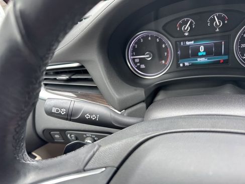 Certified 2018 Buick Enclave Essence image 22