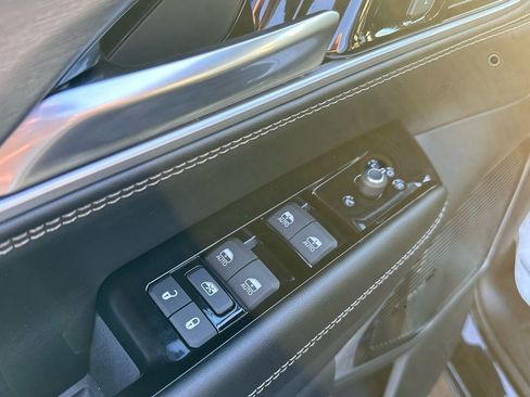New 2026 Jeep Grand Wagoneer Limited AWD/4WD image 10
