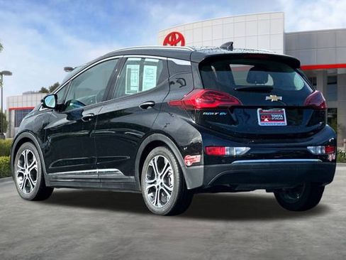 Used 2017 Chevrolet Bolt Premier w/ Driver Confidence II Package image 6