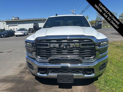 Used 2025 RAM 2500 Big Horn AWD/4WD image 9