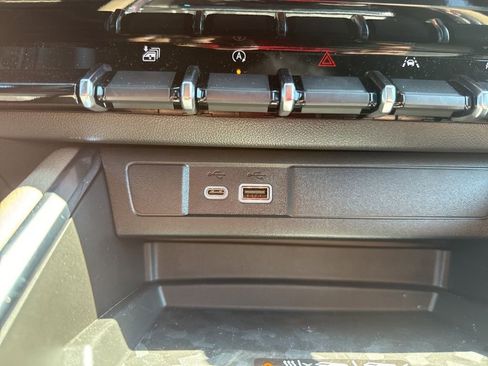 New 2026 GMC Canyon Denali image 35