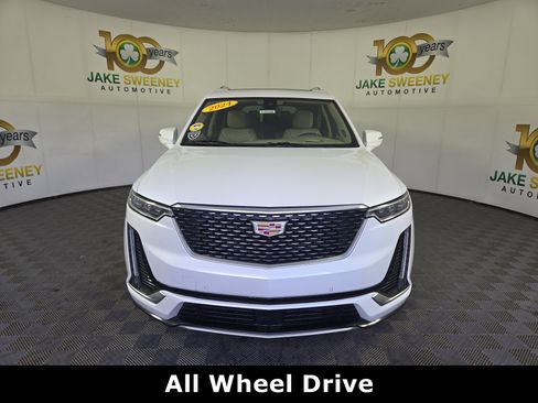 Used 2024 Cadillac XT6 Premium Luxury w/ Platinum Package AWD/4WD image 3