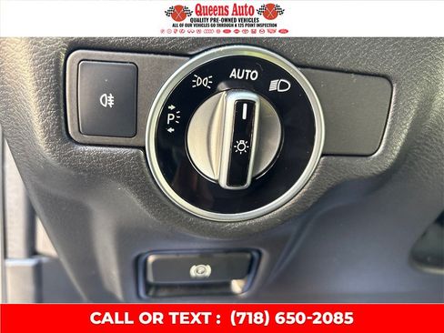Used 2018 INFINITI QX30 AWD image 48