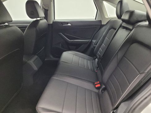Used 2022 Volkswagen Jetta SE FWD image 18