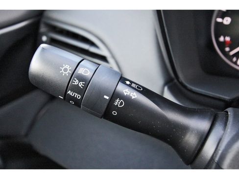 Certified 2025 Subaru Outback Premium image 17