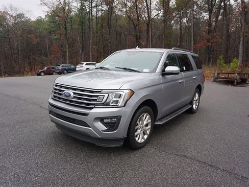 Used 2020 Ford Expedition XLT w/ Equipment Group 202A image 26