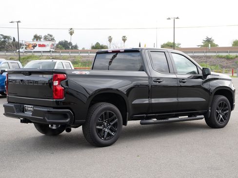 Used 2025 Chevrolet Silverado 1500 Custom w/ Rally Edition image 4