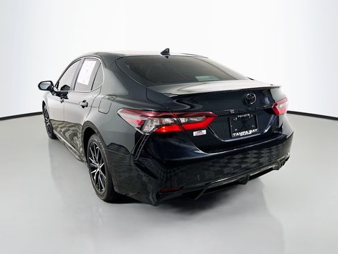 Used 2024 Toyota Camry SE FWD image 8