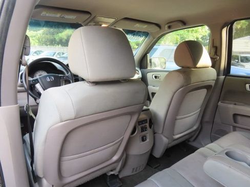 Used 2015 Honda Pilot EX image 16
