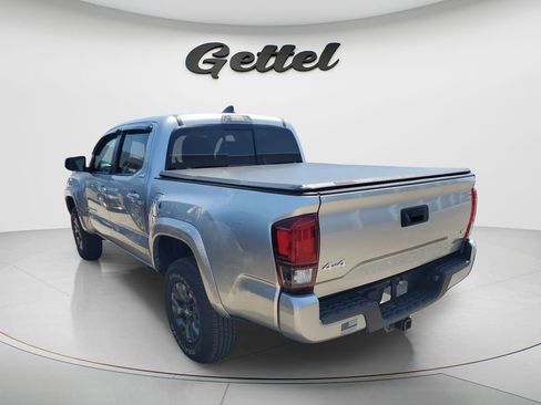 Used 2023 Toyota Tacoma SR5 w/ Technology Package AWD/4WD image 5