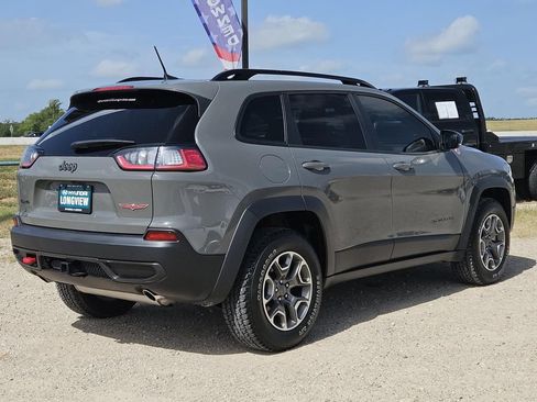 Used 2022 Jeep Cherokee Trailhawk w/ Sound & Nav Group AWD/4WD image 5