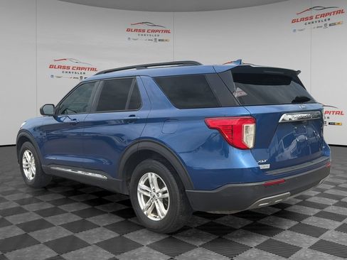 Used 2020 Ford Explorer XLT w/ Equipment Group 202A AWD/4WD image 5