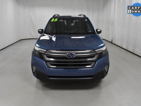 Used 2025 Subaru Forester Premium image 4
