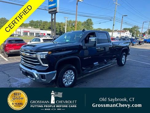 Used 2026 Chevrolet Silverado 2500 LTZ AWD/4WD image 5