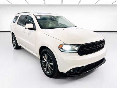 Used 2018 Dodge Durango GT w/ Technology Group RWD image 3