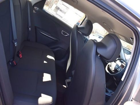 New 2026 Kia K4 FWD image 14