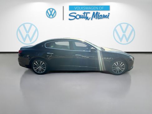 Used 2021 Maserati Quattroporte S image 8