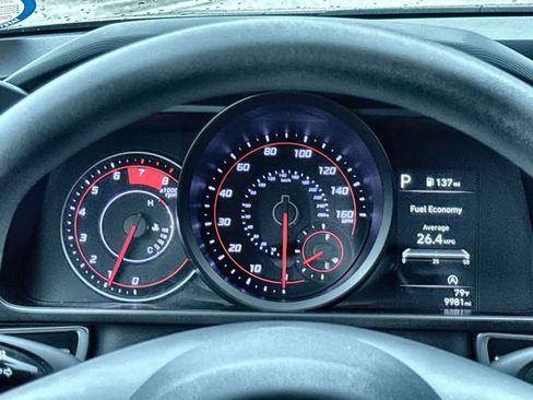 Used 2023 Hyundai Elantra SE FWD image 16