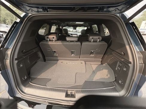 New 2026 GMC Acadia Denali w/ Super Cruise Package image 27