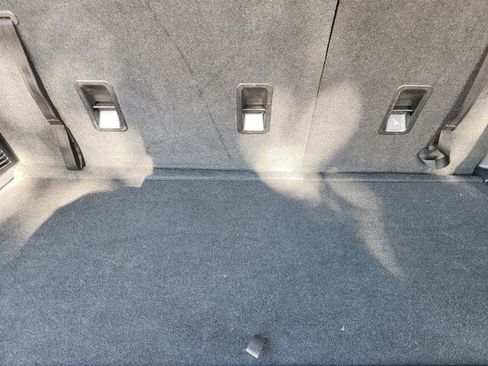 Used 2023 Subaru Ascent Premium w/ Convenience Package image 34