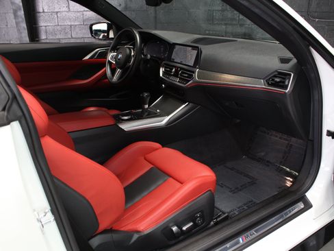 Used 2023 BMW M4 Coupe RWD image 43