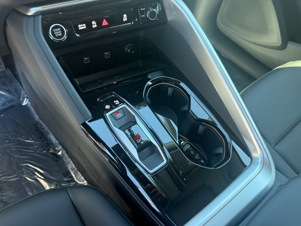 New 2026 Audi Q5 Premium Plus AWD/4WD image 22