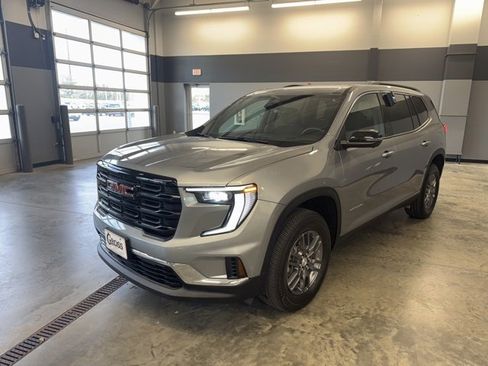 Used 2025 GMC Acadia Elevation image 35