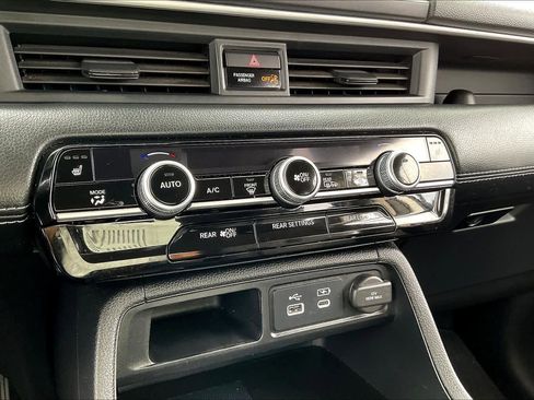 Used 2023 Honda Pilot EX-L image 40